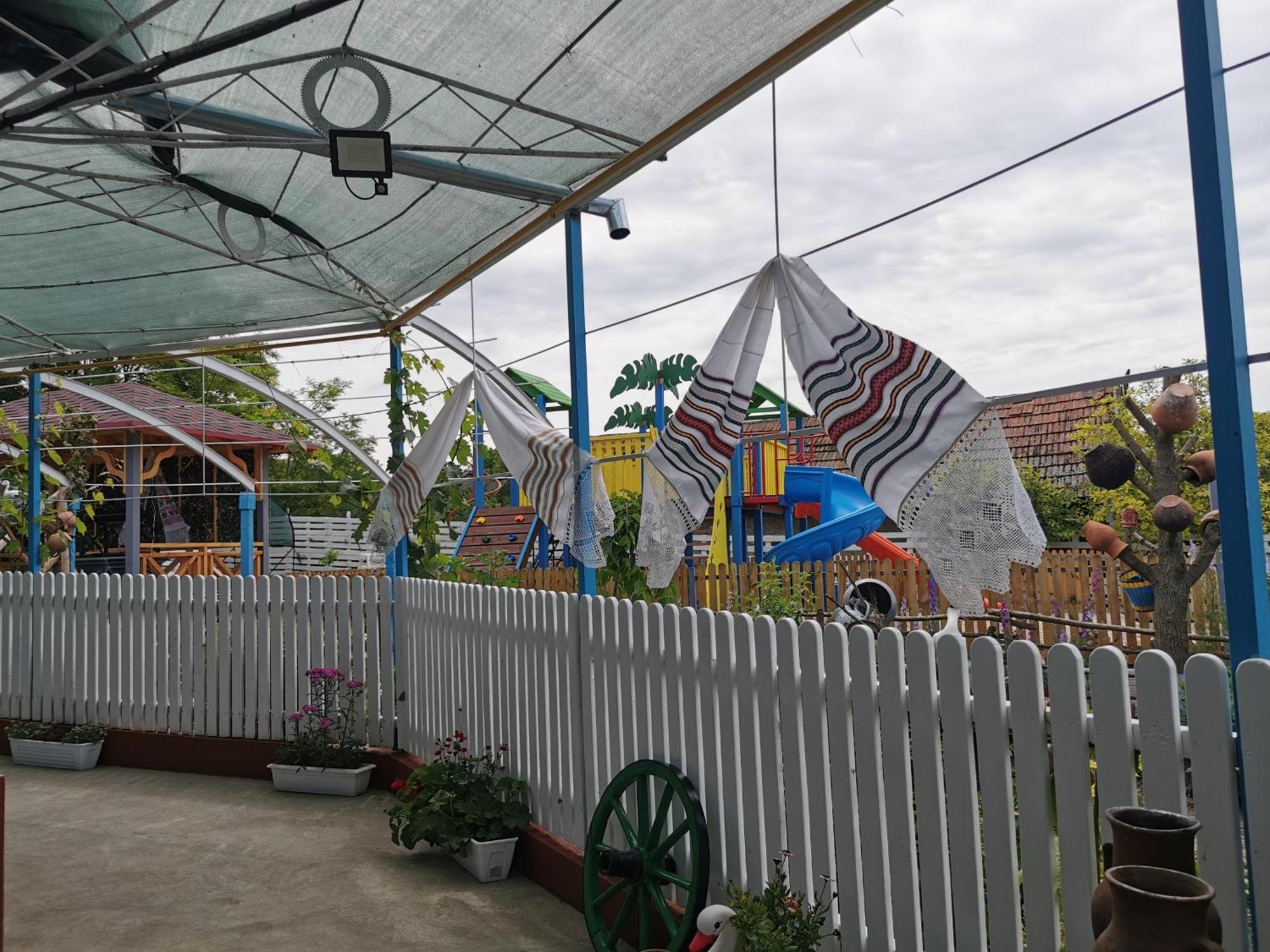 La Madalina Bed & Breakfast Selemet ภายนอก รูปภาพ