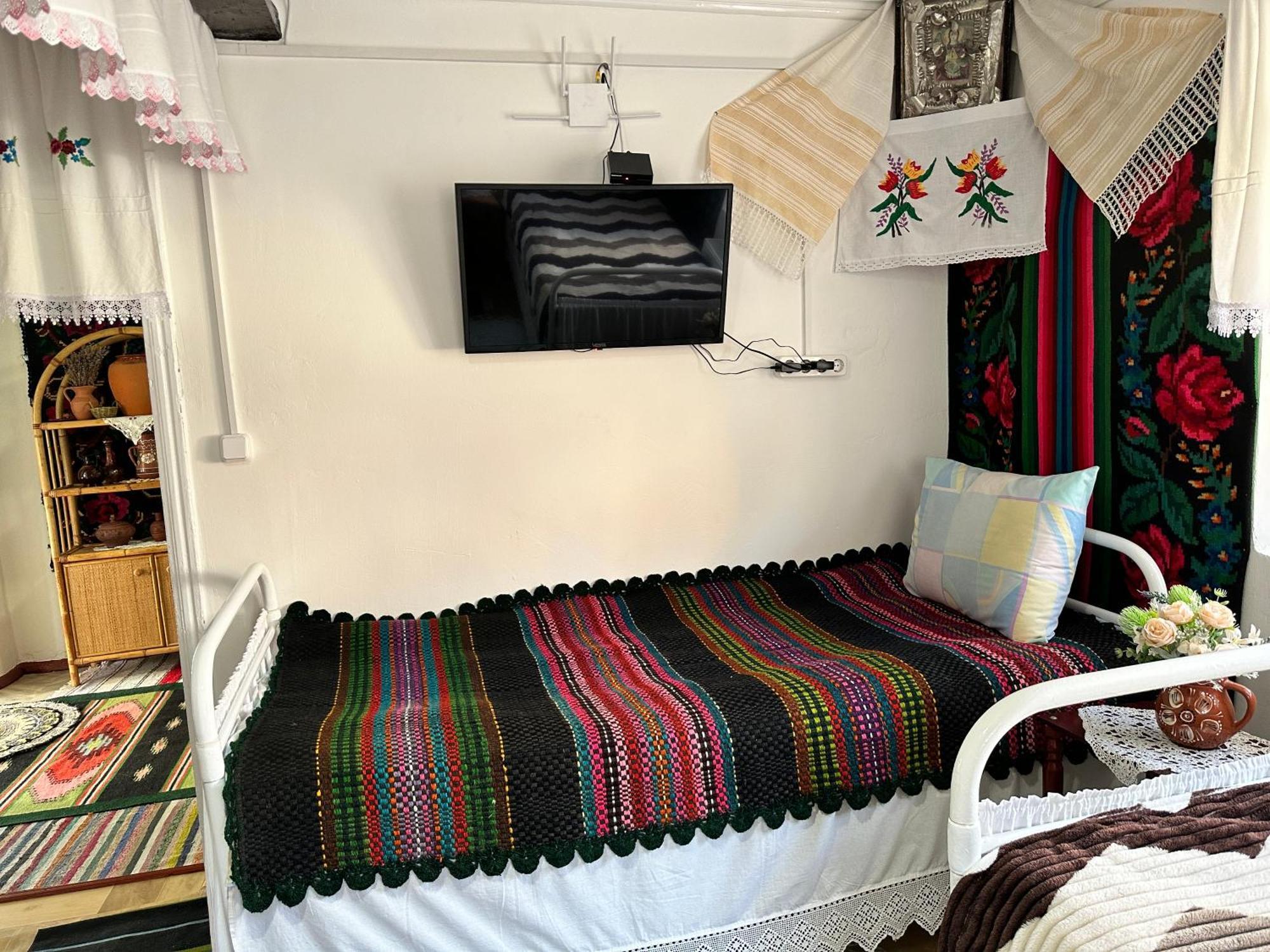 La Madalina Bed & Breakfast Selemet ภายนอก รูปภาพ