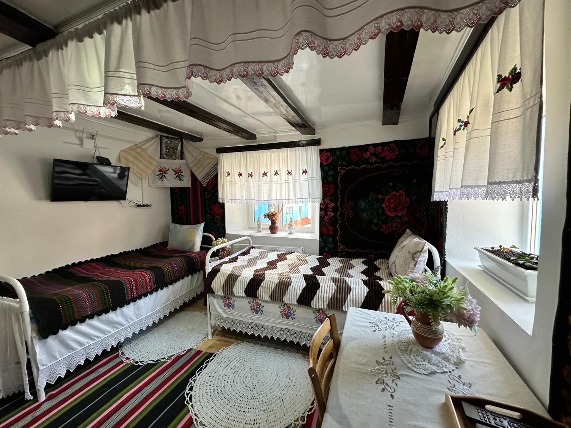 La Madalina Bed & Breakfast Selemet ภายนอก รูปภาพ